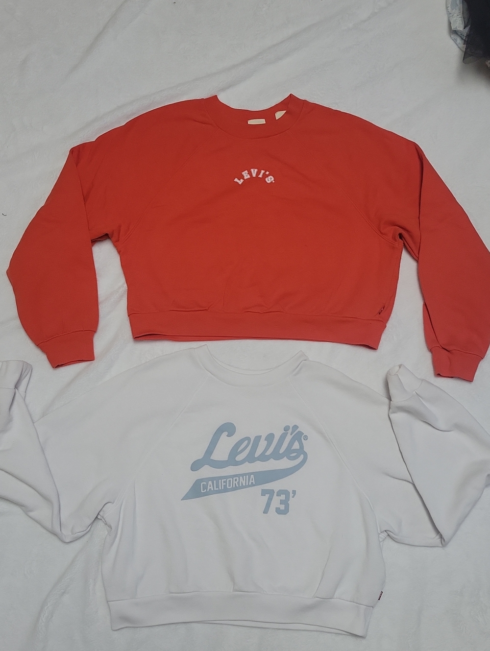 Levi's Orange And White Cropped Crew Sweatshirts